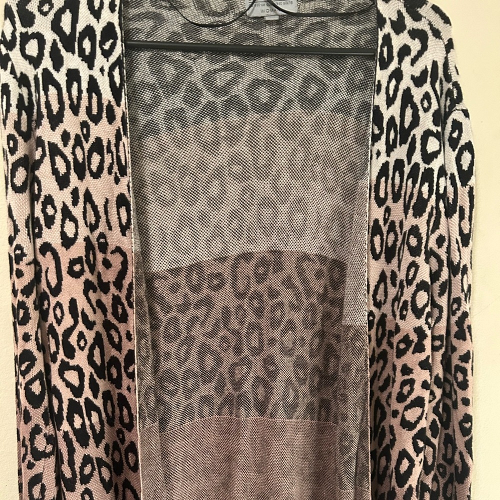Plus Size Women’s Cardigan With Pockets
